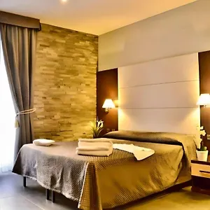 2* Maison d'hôtes Castle Termini