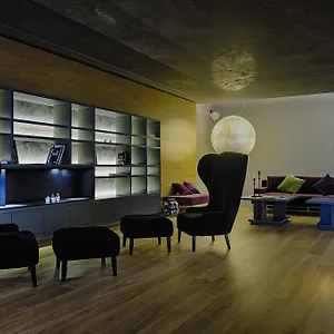 Link124 Hotel Parme